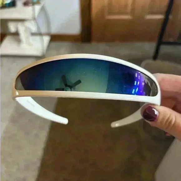 Halloween Sunglasses - Picture 3 of 3